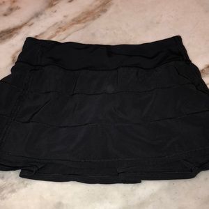 Lululemon pace rival skirt